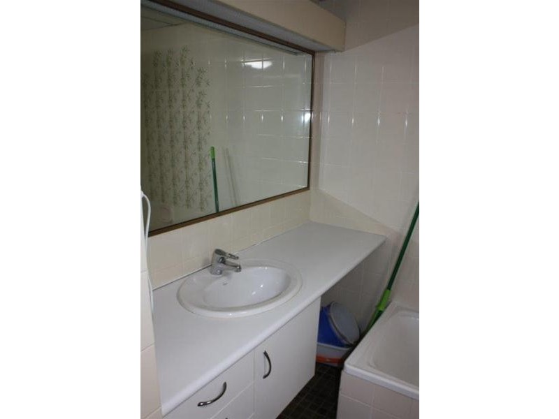 1104/20 The Esplanade, Surfers Paradise QLD 4217