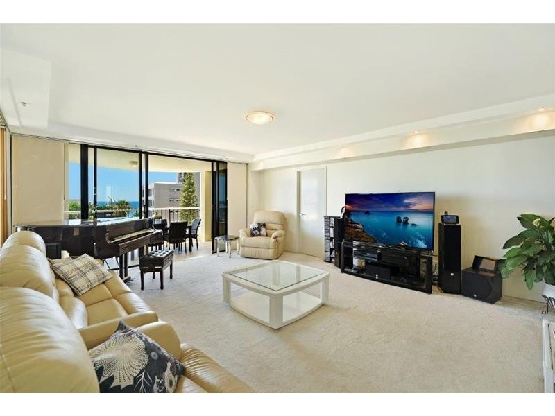 “Silverpoint” 3510 Main Beach Parade, Main Beach QLD 4217