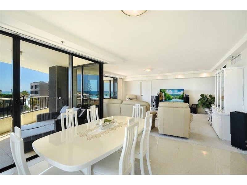 “Silverpoint” 3510 Main Beach Parade, Main Beach QLD 4217