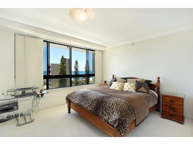 “Silverpoint” 3510 Main Beach Parade, Main Beach QLD 4217