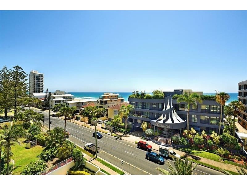 “Silverpoint” 3510 Main Beach Parade, Main Beach QLD 4217