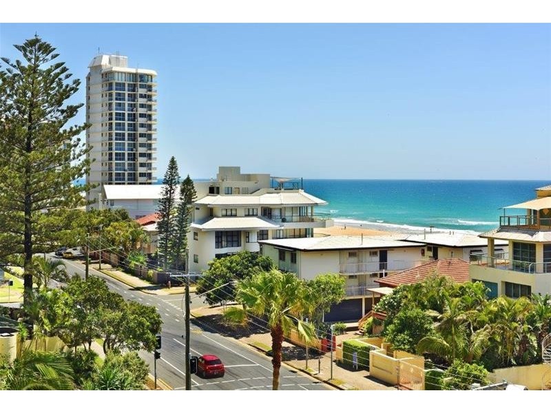 “Silverpoint” 3510 Main Beach Parade, Main Beach QLD 4217