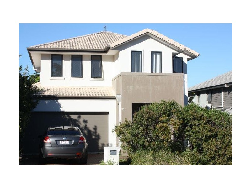 3 Mahogany Place, Ashmore QLD 4214