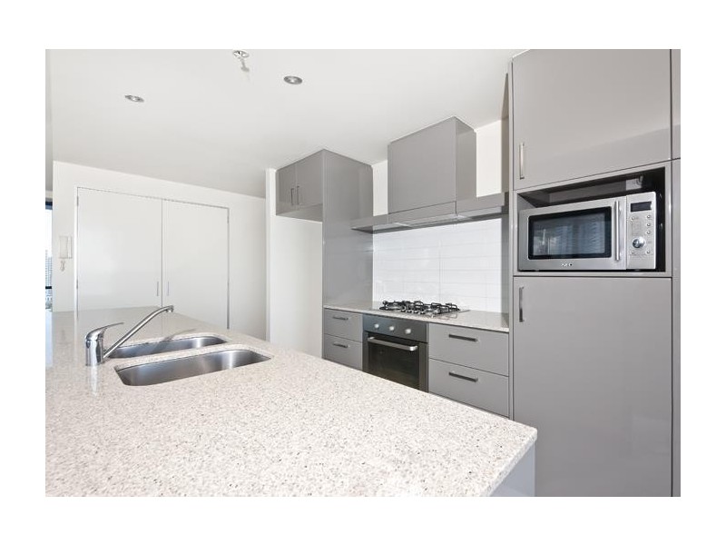 4 Wahroonga Place “Avalon”, Surfers Paradise QLD 4217