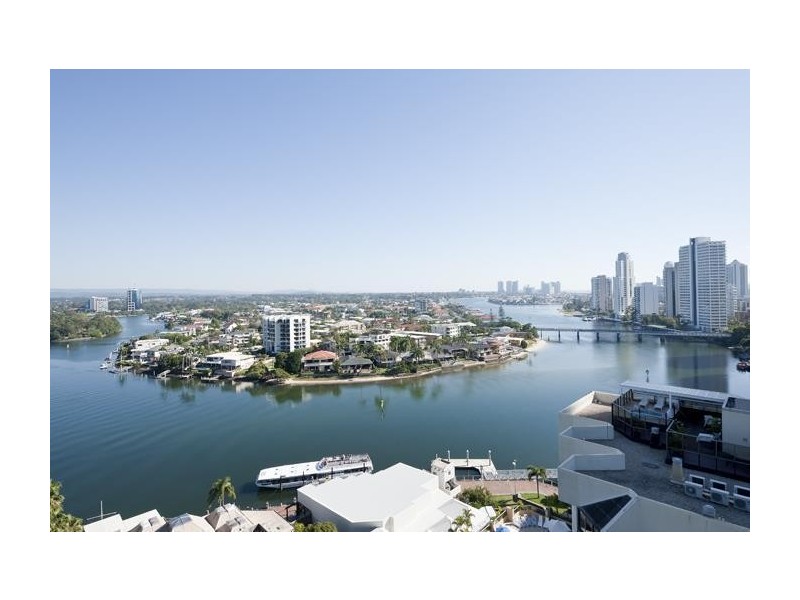 4 Wahroonga Place “Avalon”, Surfers Paradise QLD 4217