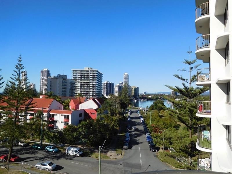 “Anacapri”  43 Enderley Avenue, Surfers Paradise QLD 4217