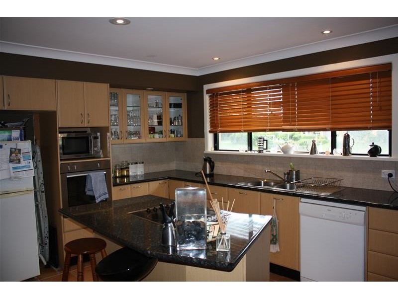 6 Yunga Court, Broadbeach Waters QLD 4218