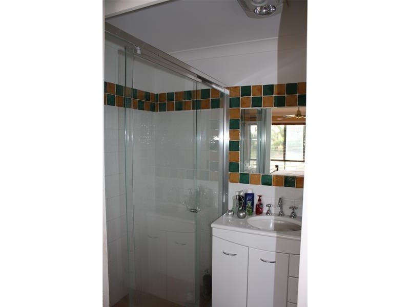 6 Yunga Court, Broadbeach Waters QLD 4218