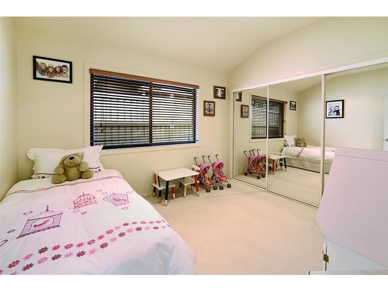 11 Mentone Avenue, Bundall QLD 4217