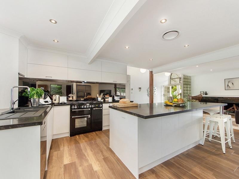 6a Charlton Street, Southport QLD 4215