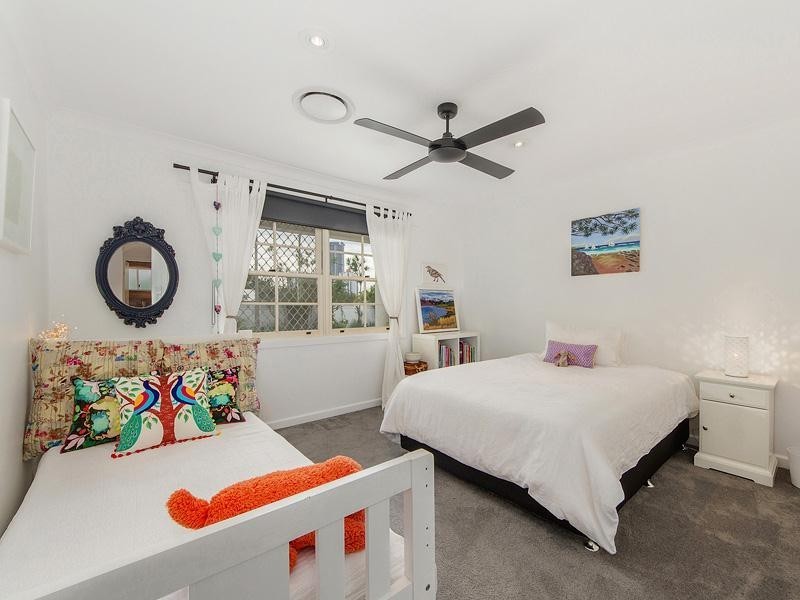 6a Charlton Street, Southport QLD 4215