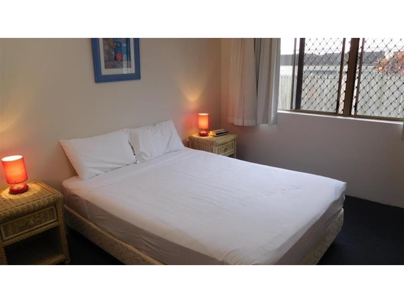 Enderley Gardens 38 Enderley Avenue, Surfers Paradise QLD 4217