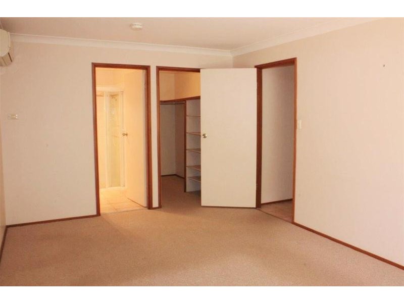 57 Columbus Drive, Hollywell QLD 4216