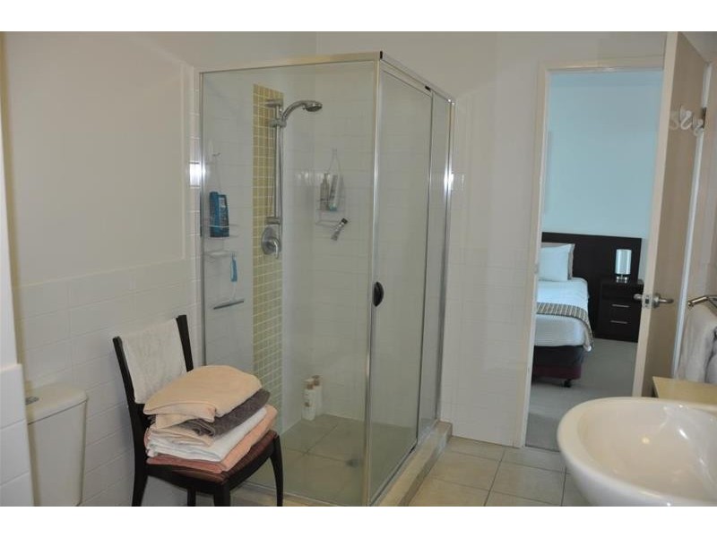 “Wings” 18  Fern Street, Surfers Paradise QLD 4217