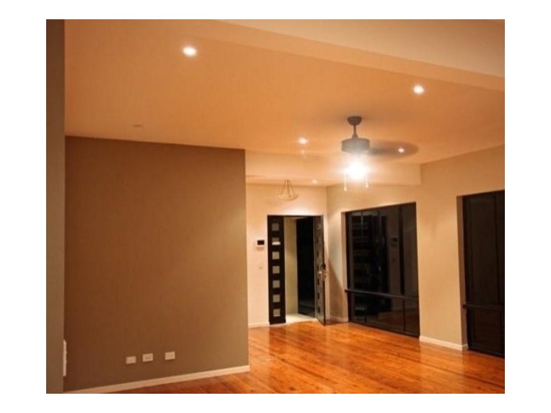 22 Sunrise Boulevard, Surfers Paradise QLD 4217