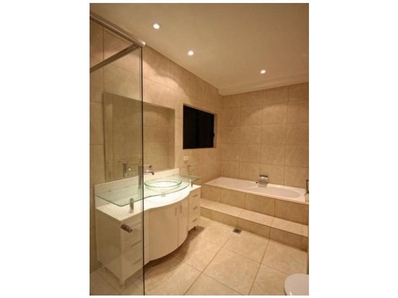 22 Sunrise Boulevard, Surfers Paradise QLD 4217