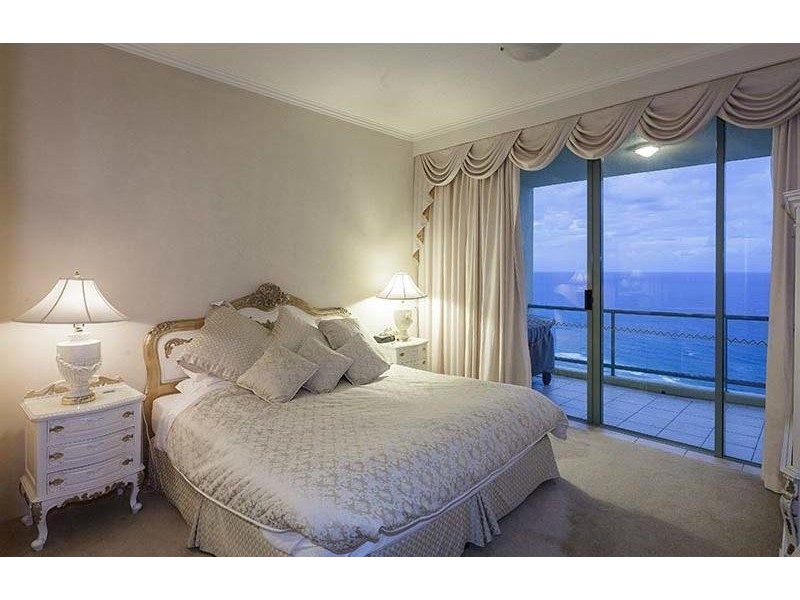 3802/3400 Sub-Penthouse ‘Sun City’ Surfers Paradise Boulevard, Surfers Paradise QLD 4217