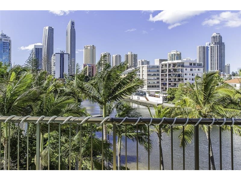 301/21 Peninsular Drive, Surfers Paradise QLD 4217