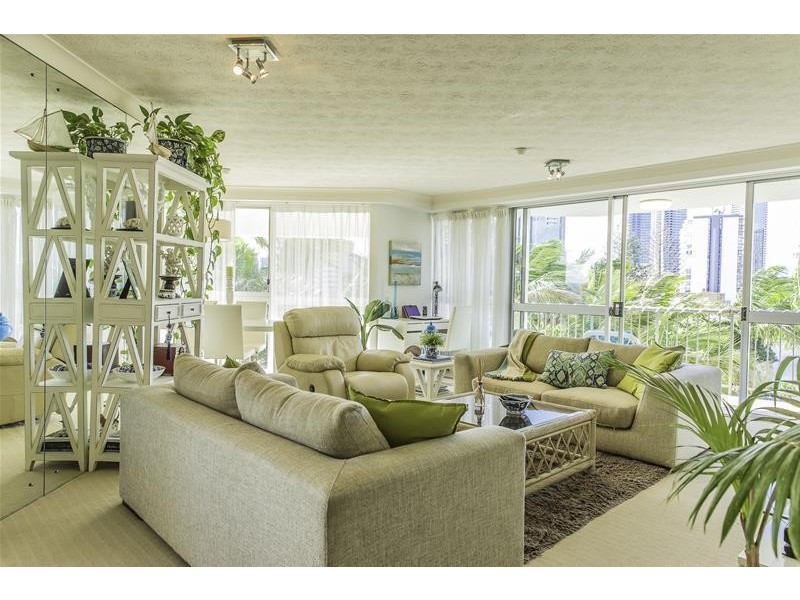 301/21 Peninsular Drive, Surfers Paradise QLD 4217