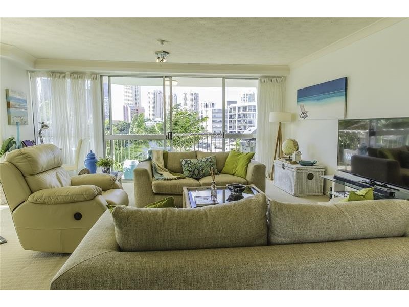 301/21 Peninsular Drive, Surfers Paradise QLD 4217