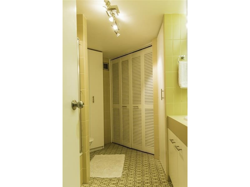 301/21 Peninsular Drive, Surfers Paradise QLD 4217