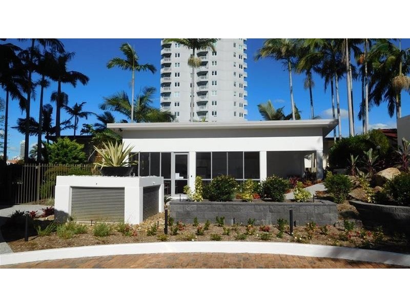 301/21 Peninsular Drive, Surfers Paradise QLD 4217