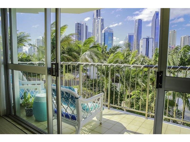 301/21 Peninsular Drive, Surfers Paradise QLD 4217