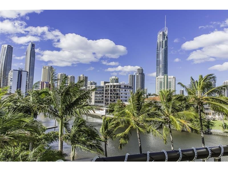 301/21 Peninsular Drive, Surfers Paradise QLD 4217