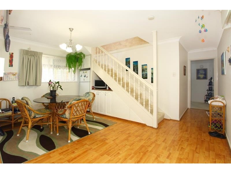 21 Boomerang Crescent, Isle of Sorrento, Sorrento QLD 4217