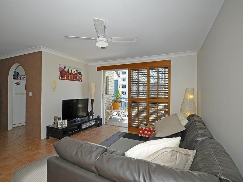 4 Fern Street “Halycon Place”, Surfers Paradise QLD 4217