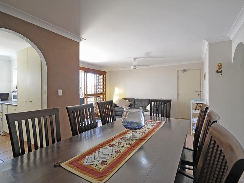 4 Fern Street “Halycon Place”, Surfers Paradise QLD 4217