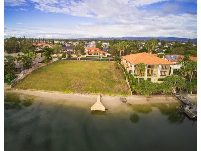 14 Freyburg Street, Sorrento QLD 4217