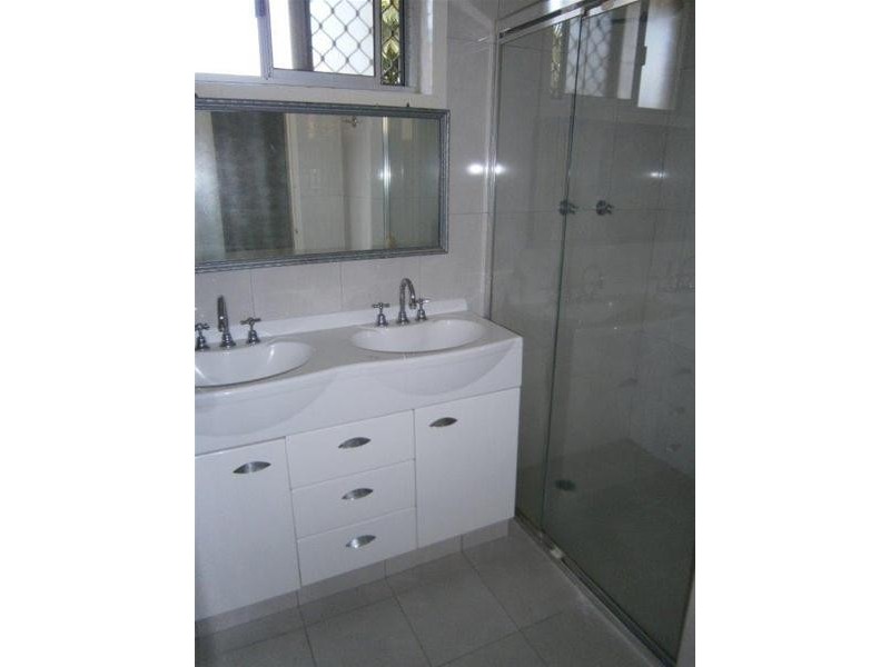 6/20 Vista Street, Surfers Paradise QLD 4217