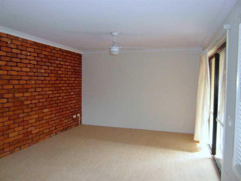 33 Monaco Street, Surfers Paradise QLD 4217