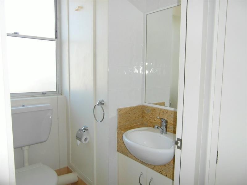 40 Watson Esplanade ‘Riverpark Towers’, Surfers Paradise QLD 4217