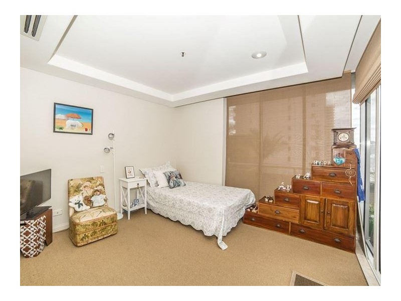 3/20 Riverview Parade, Surfers Paradise QLD 4217