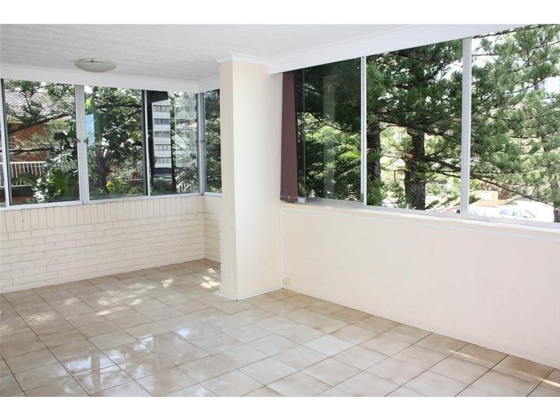 10 Aubrey Street, Surfers Paradise QLD 4217