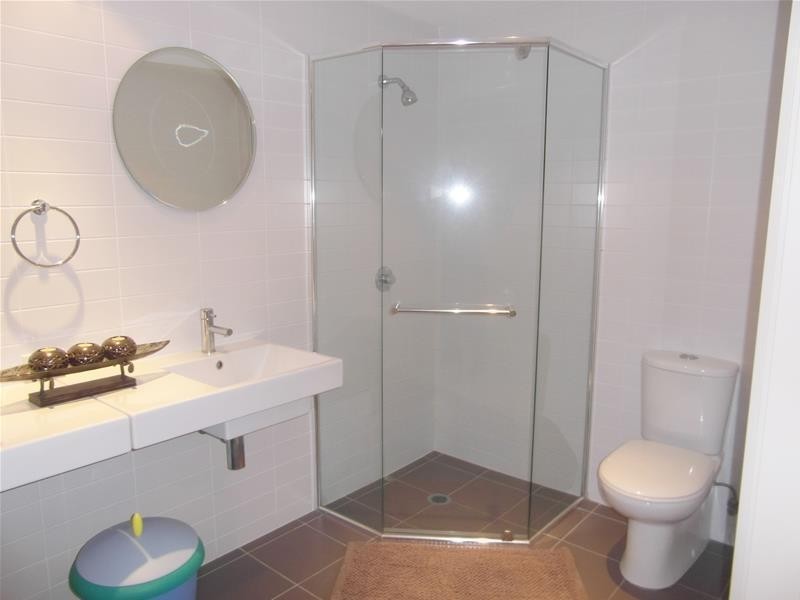 6 Tarcoola Crescent ‘Riva on Chevron’, Chevron Island QLD 4217