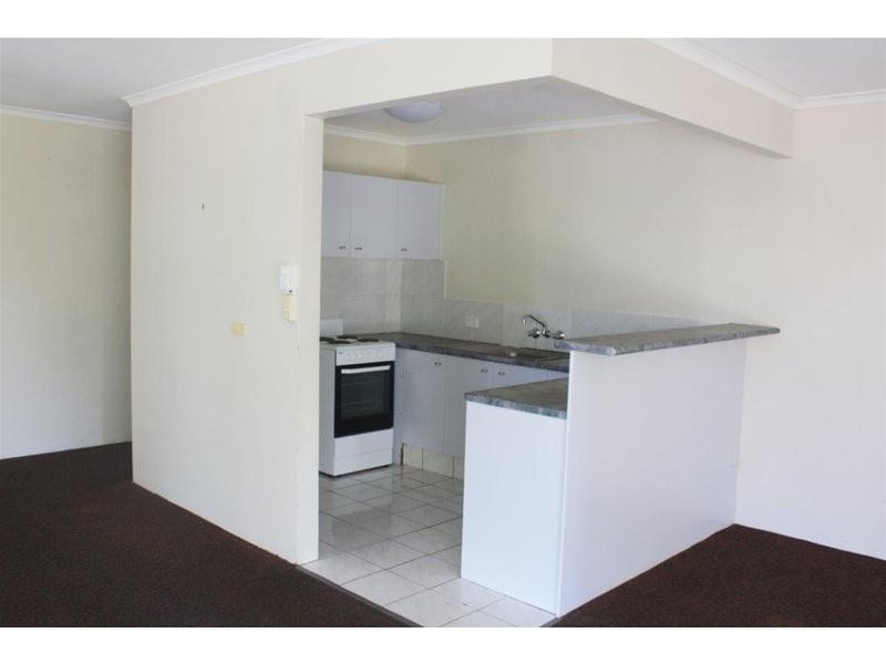 5/8 Enderley Avenue, Surfers Paradise QLD 4217