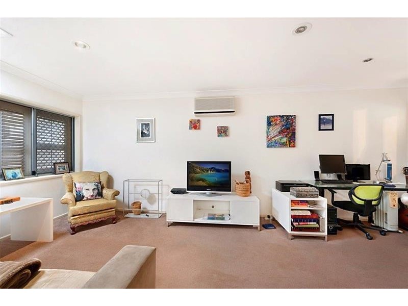 26 Remo Street, Isle Of Capri QLD 4217