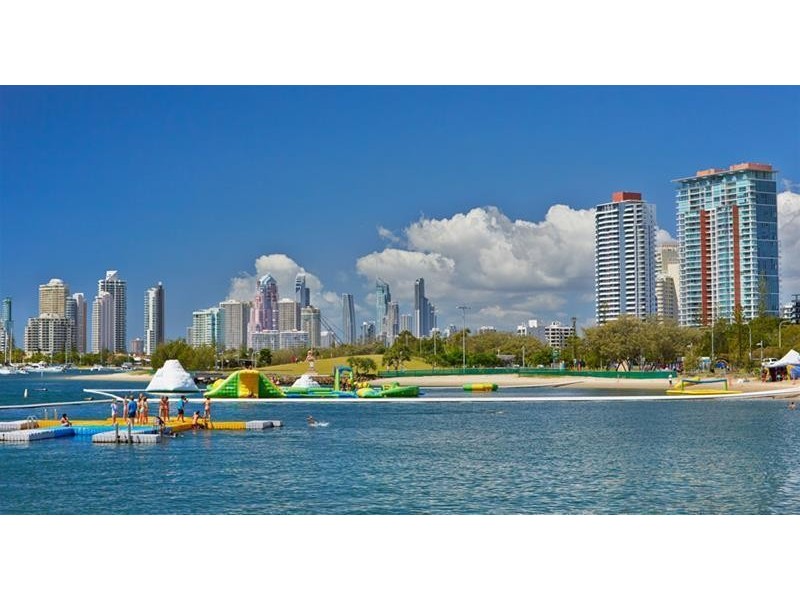 204 High Street, Southport QLD 4215