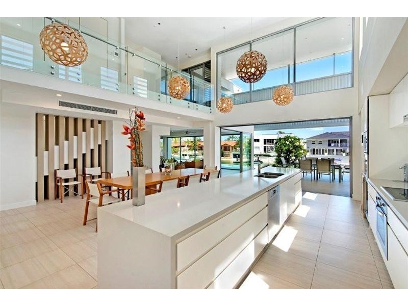 20 Viking Court, Paradise Waters QLD 4217