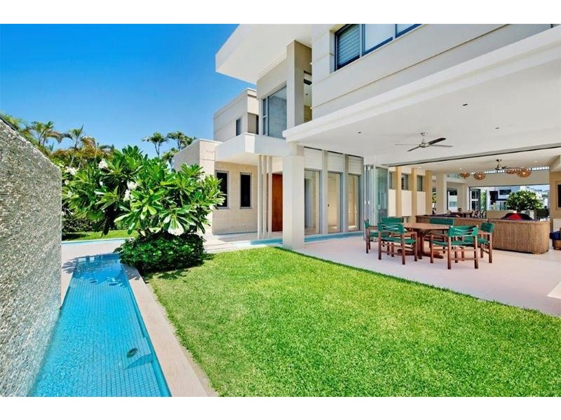 20 Viking Court, Paradise Waters QLD 4217