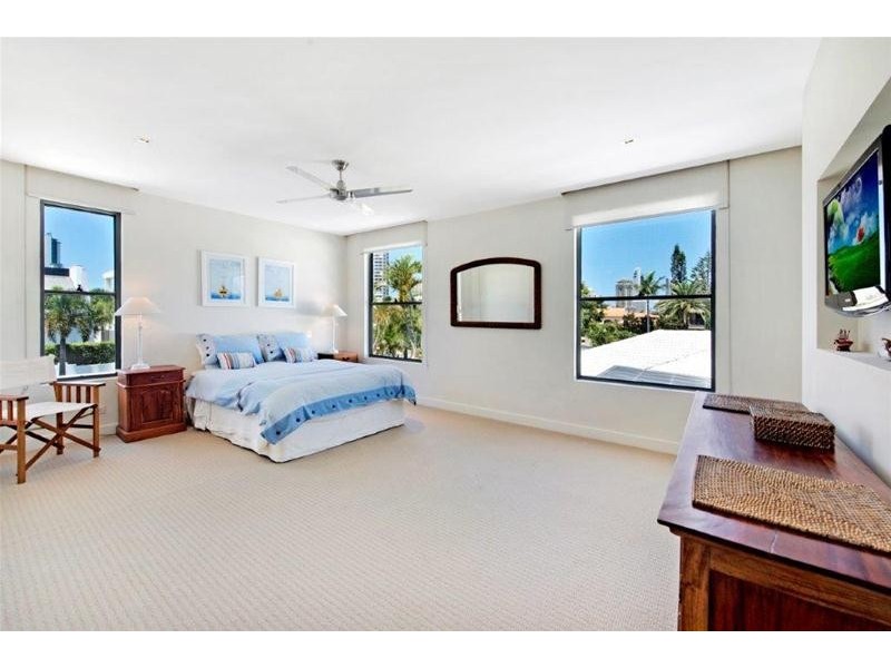 20 Viking Court, Paradise Waters QLD 4217