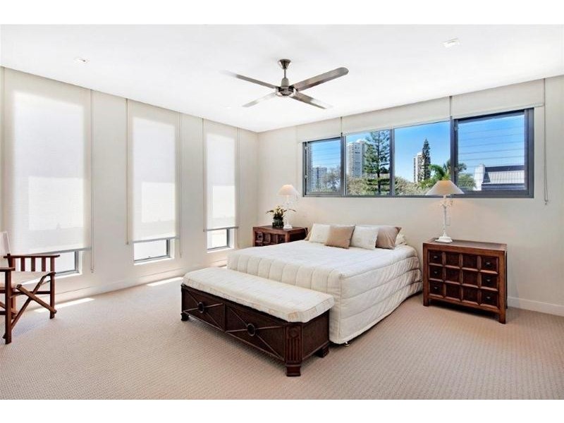 20 Viking Court, Paradise Waters QLD 4217