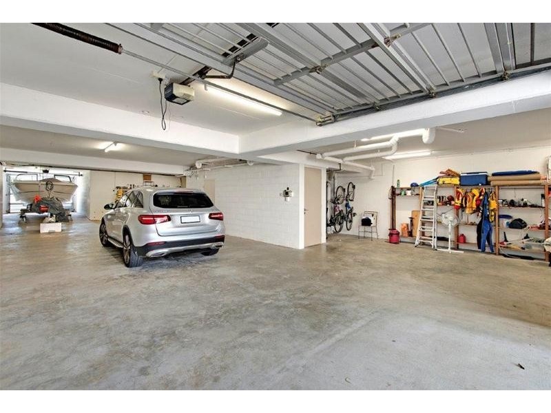 20 Viking Court, Paradise Waters QLD 4217