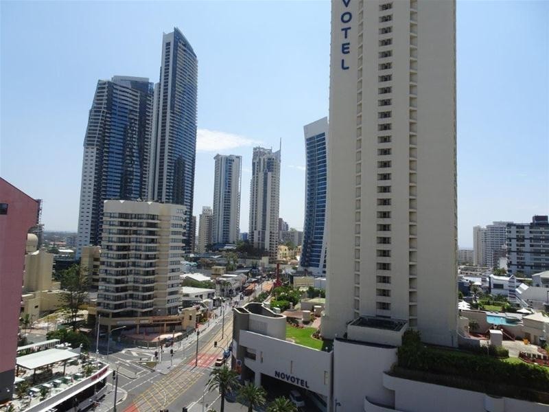 112 ‘Paradise Towers Surfers Paradise Boulevard, Surfers Paradise QLD 4217
