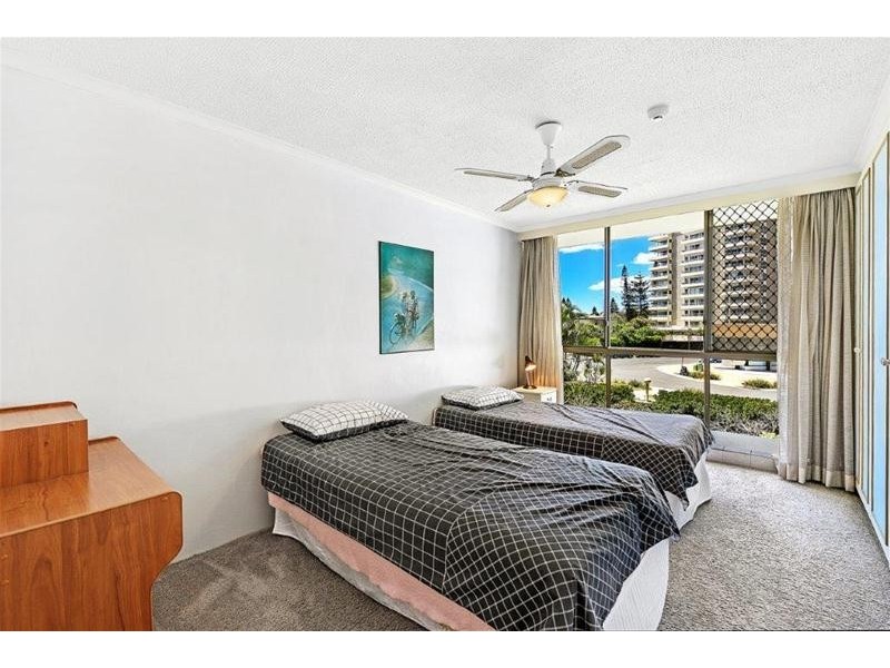 2A/1 Higman Street, Surfers Paradise QLD 4217