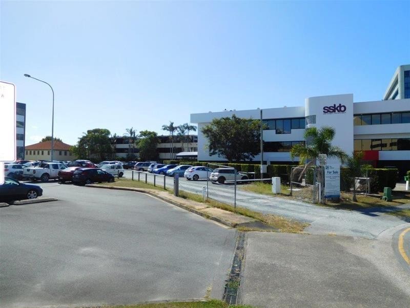 8 Frigo Court, Bundall QLD 4217