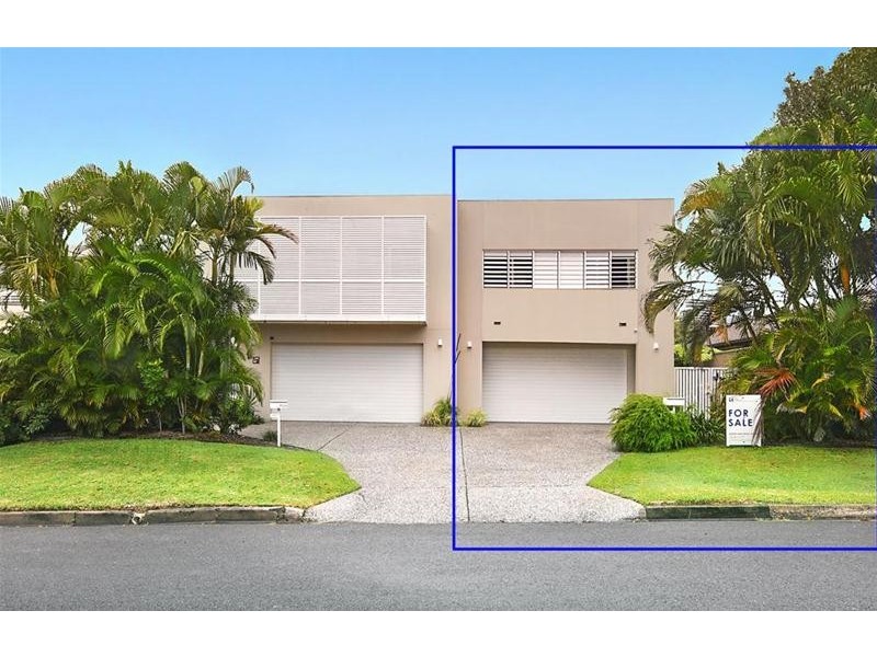 2/3 Sandown Avenue, Bundall QLD 4217